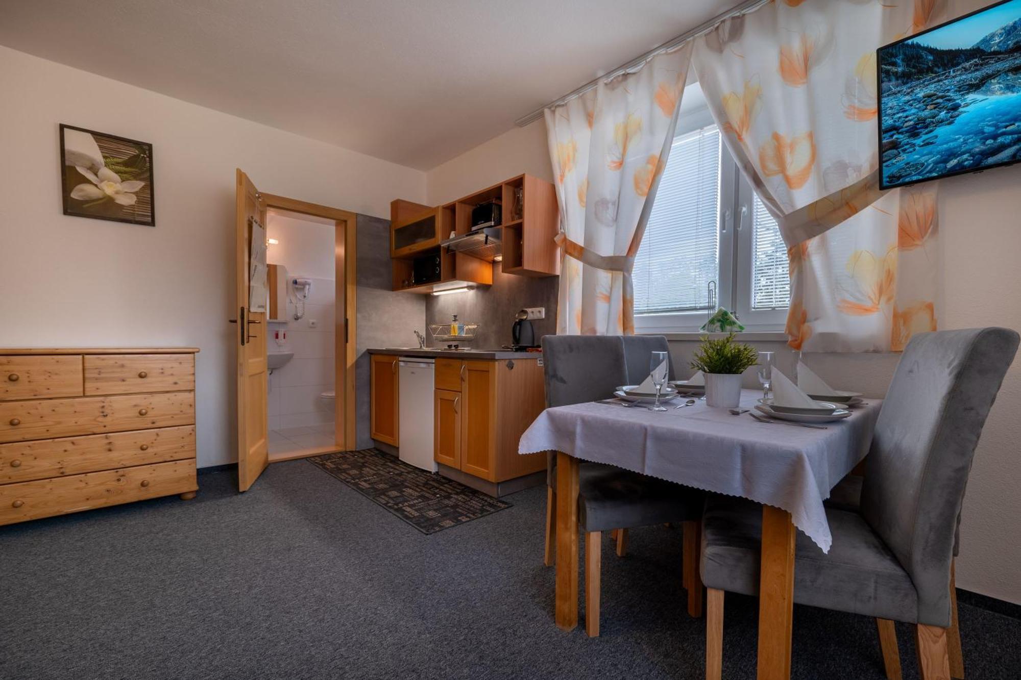 Apartmany Dreams Besenova Exterior photo